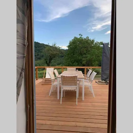 L'Essence Cottage Lesencefalu